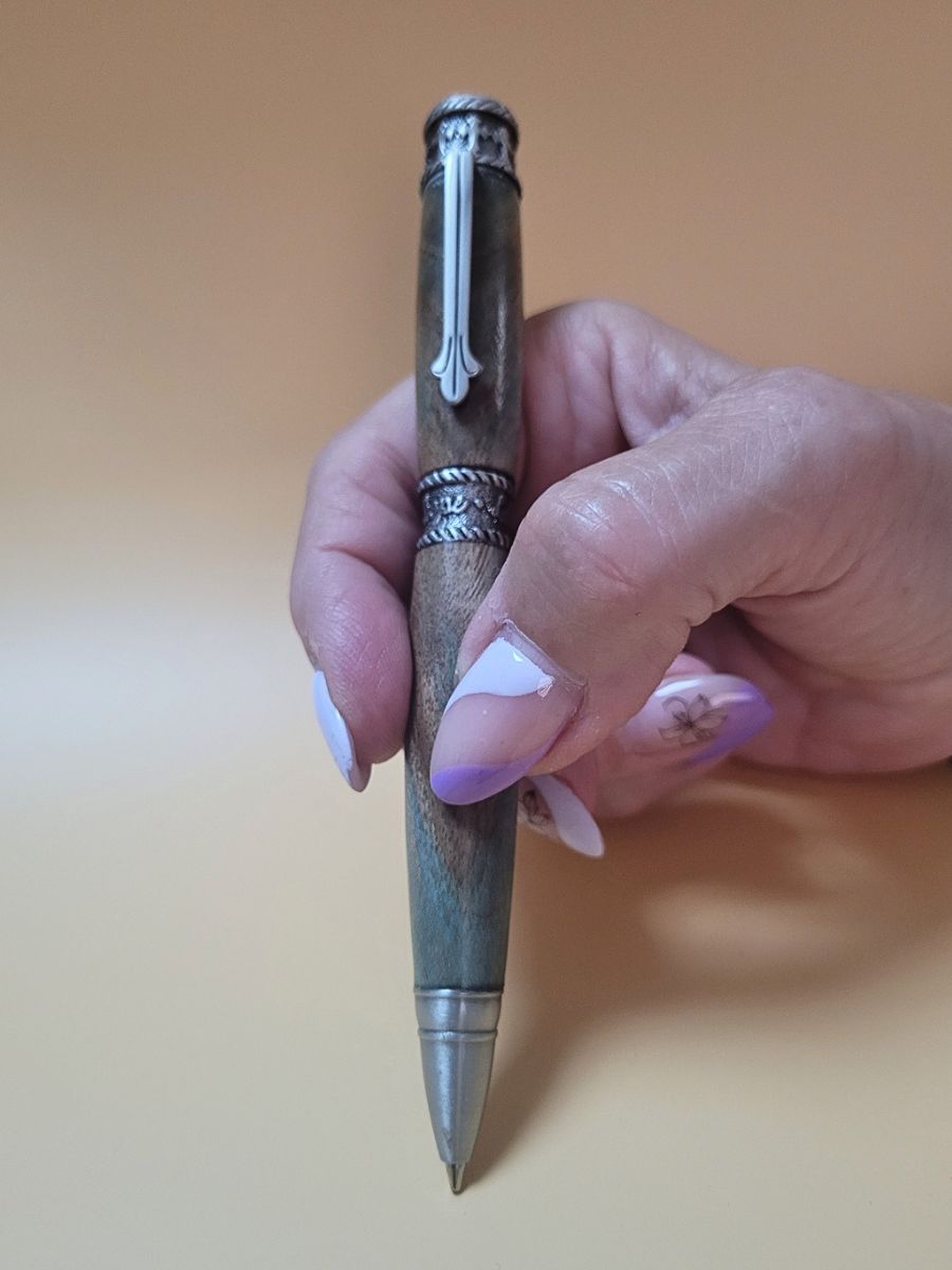 stylo bille parker en hêtre teinté vert et étain massif
