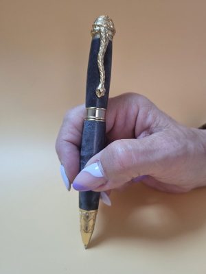 stylo serpent en loupe de bouleau noire et placage or