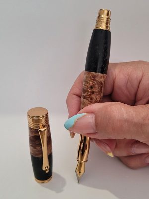 stylo plume panaché loupe de bouleau et ébène placage or pointe iridium