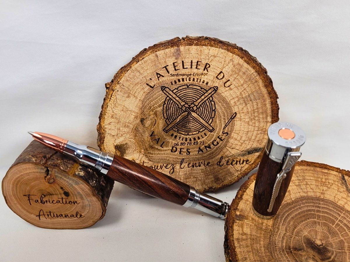 Roller chasseur en palissandre avec douille décorative et pointe ogive cuivrée fabriqué à la main