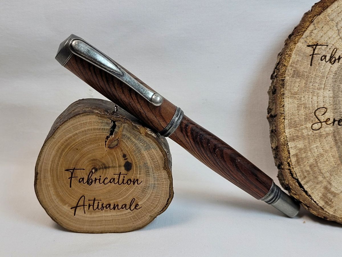 Roller artisanal de luxe en cocobolo avec finition étain et capuchon assorti