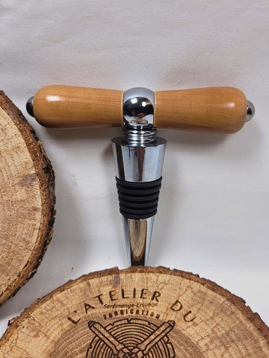 Tire-bouchon artisanal en bois d'alizier avec bouchon de bouteille intégré en acier inoxydable